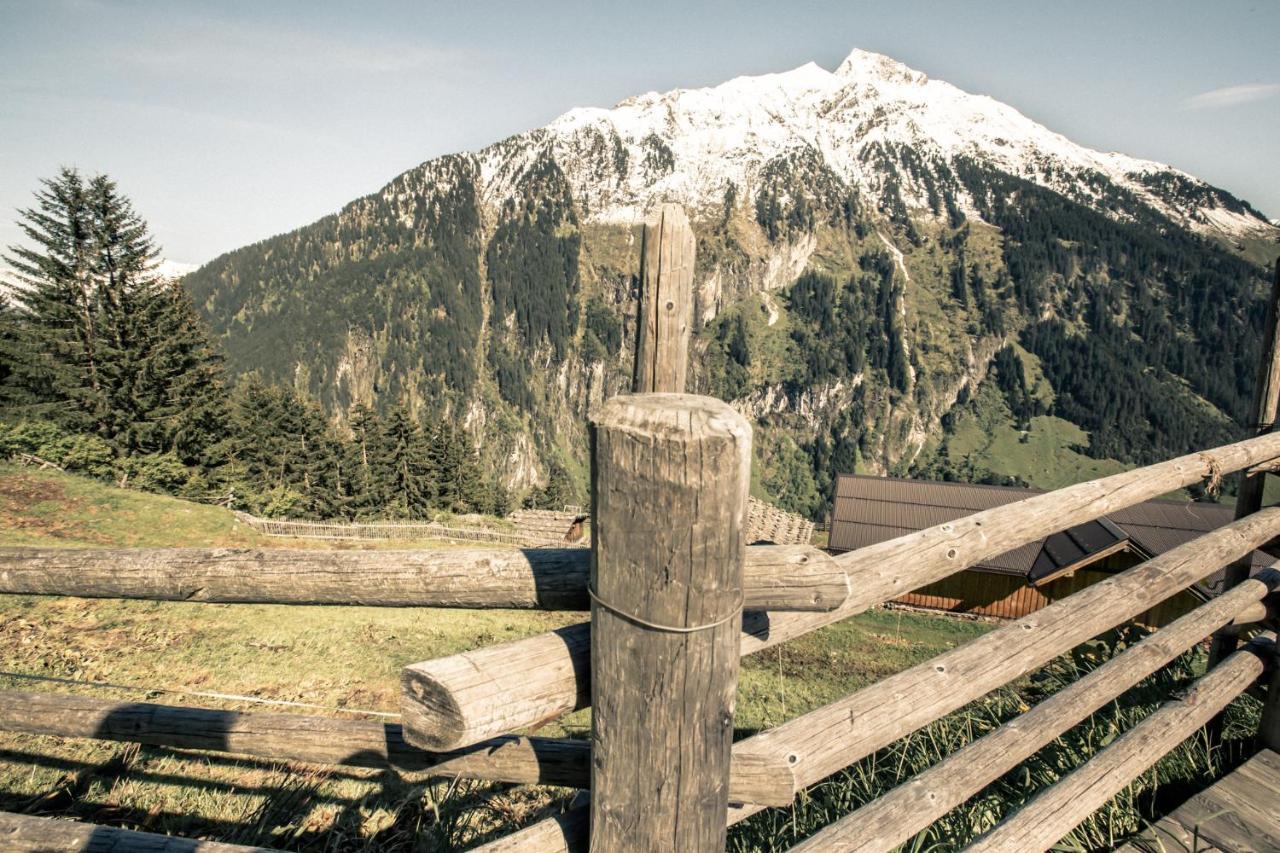 Brugger Chaletdorf Villa Mayrhofen Exterior photo