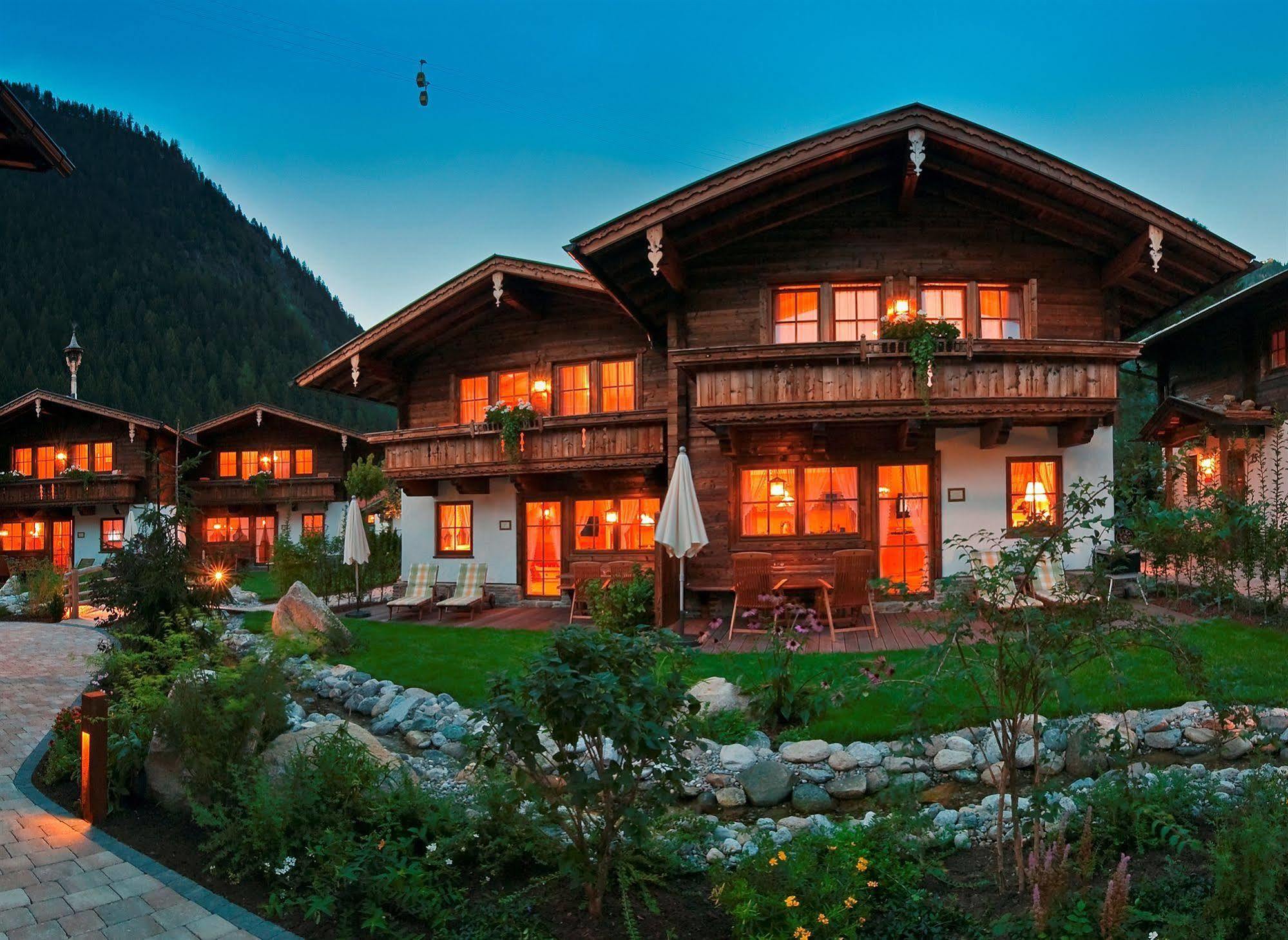 Brugger Chaletdorf Villa Mayrhofen Exterior photo